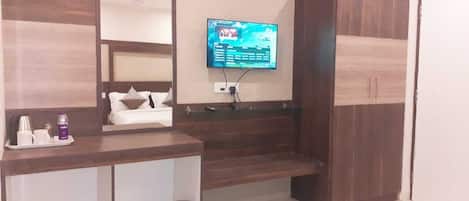 Superior Room | Rollaway beds, free WiFi, bed sheets