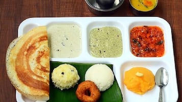 Free daily on-the-go breakfast