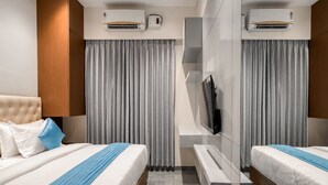 Deluxe Double Room | Television - J Square Inn (Coimbatore)