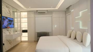 4 chambres, bureau, fer et planche Ă  repasser, Wi-Fi