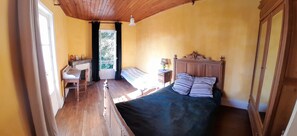 4 bedrooms, free WiFi, bed sheets