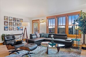 Condo, Multiple Beds, Patio, Garden View (415 Mason Court 5B) | Living area | 50-inch flat-screen TV with digital channels, TV, fireplace