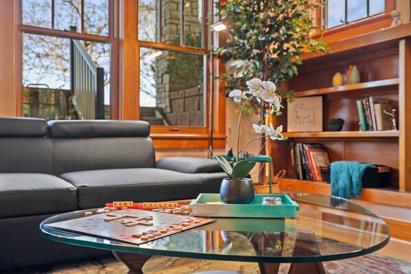 Interior - Sleek Condo - Near Park, Poudre River and Old Town (Fort Collins)