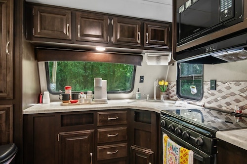 Holiday Haven has Water Access with Private Boat Launch on Lake Guntersville!