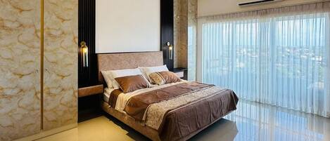 1 bedroom, iron/ironing board, free WiFi, bed sheets