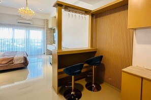 Spa - Studio - Sleeps 3 - Pool - Parking - Balcony (Negombo)