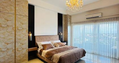 Studio - Sleeps 3 - Pool - Parking - Balcony