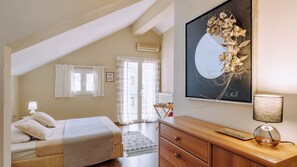 3 bedrooms, iron/ironing board, travel cot, WiFi - Lithostroto Suites - Superior Apartment  (Argostoli)