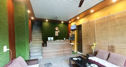 Roomshala 156 Hotel Mannat Inn