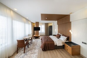 Deluxe Room | Premium bedding, minibar, in-room safe, desk - PERA NORTH HOTEL - LOUNGE & RESTAURANT (Kocaali)