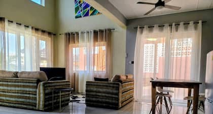 House Sleeps6-bbq-balcony-scenicmountainview