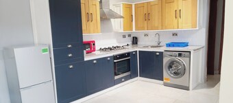 เฮาส์ Sleeps6-เตาบาร์บีคิว-ระเบียง-วิวภูเขาสวย