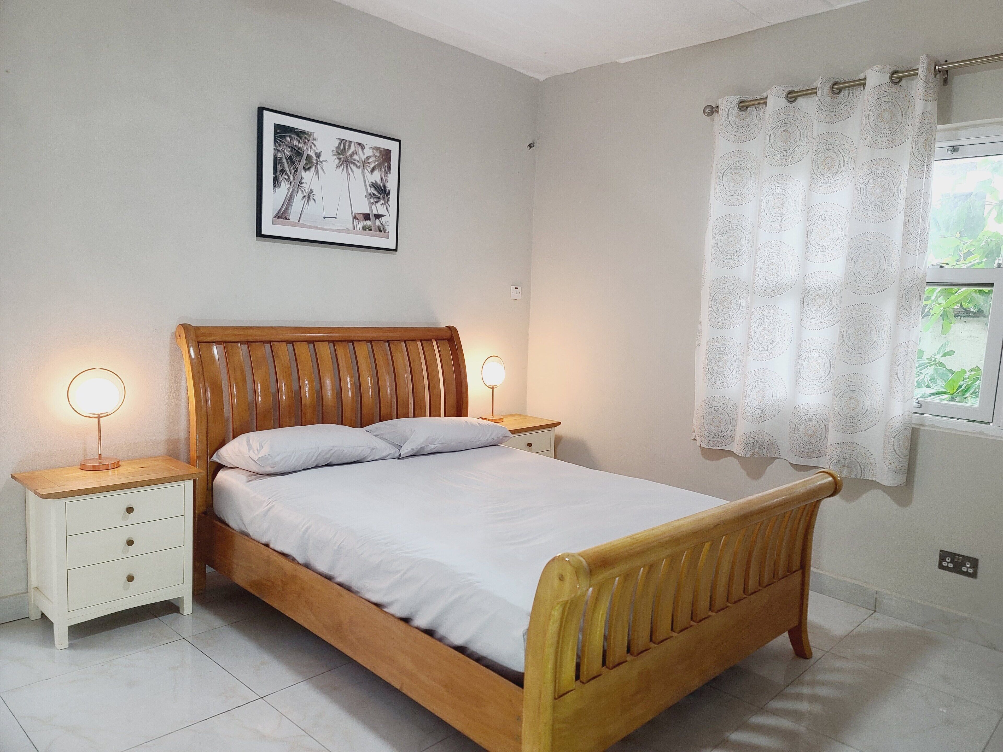 House | 3 bedrooms, iron/ironing board, bed sheets