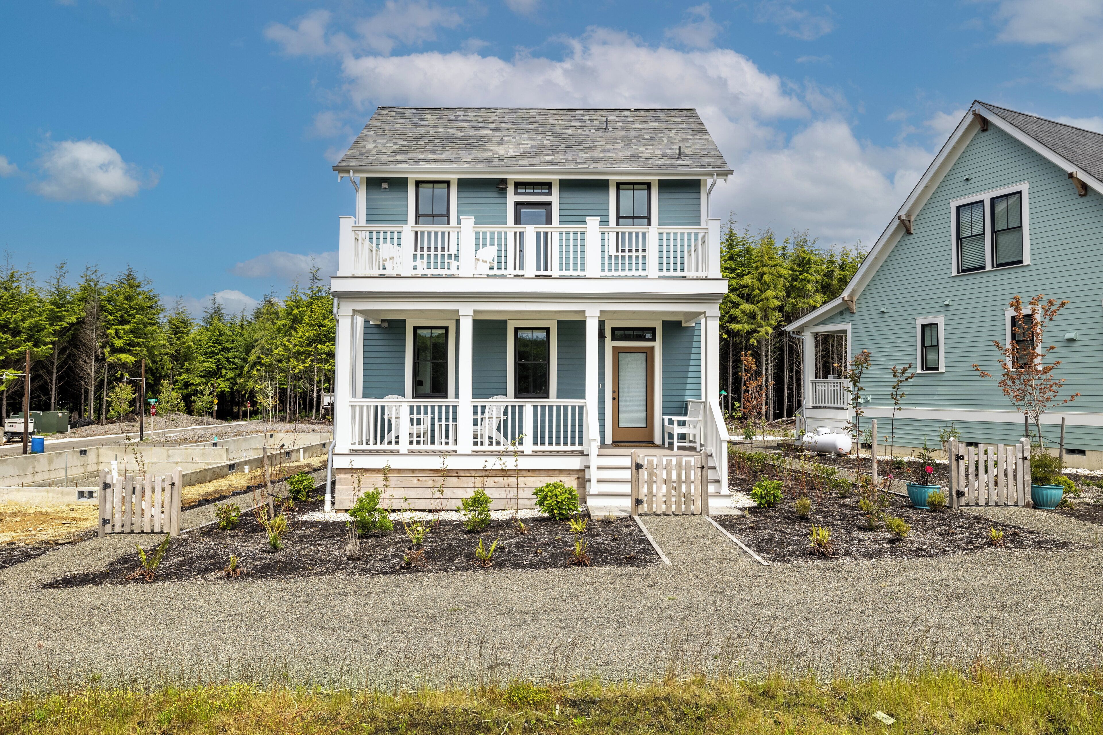 *New* Seabrook's Starry Meadow: Hot tub!