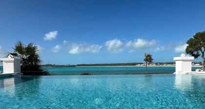 Vantage Point Exuma Ultra-Luxury Villa - Heated Pool & Golf Cart