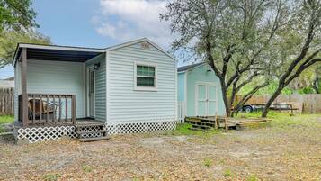 Apartment (0 Bedroom) | Front of property