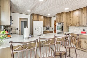 Interior - Lake of the Ozarks Haven w/ Decks, Dock & Kayaks! (Roach)