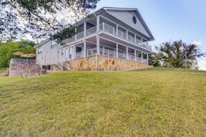 House (5 Bedrooms) | Interior - Lake of the Ozarks Haven w/ Decks, Dock & Kayaks! (Roach)