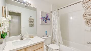 Maison (3 Bedrooms) | Salle de bain | Baignoire