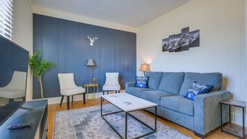 Apartment (0 Bedroom) | Front of property
