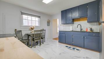 Apartment (0 Bedroom) | Interior