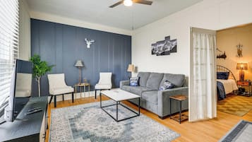 Apartment (0 Bedroom) | Front of property