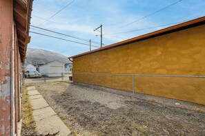 Apartment (0 Bedroom) | Bahagian dalam