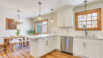 獨棟房屋 (4 Bedrooms) | 住宿內部