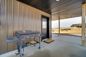 House (4 Bedrooms) | Interior - Platte Vacation Rental ~ 3 Mi to Missouri River! (Platte)