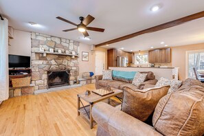 Front of property - Game Room & Fire Pit: Chic Pocono Pines Home! (Pocono Pines)