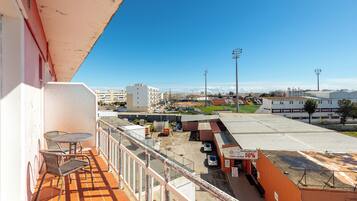 Escritorio y wifi gratis