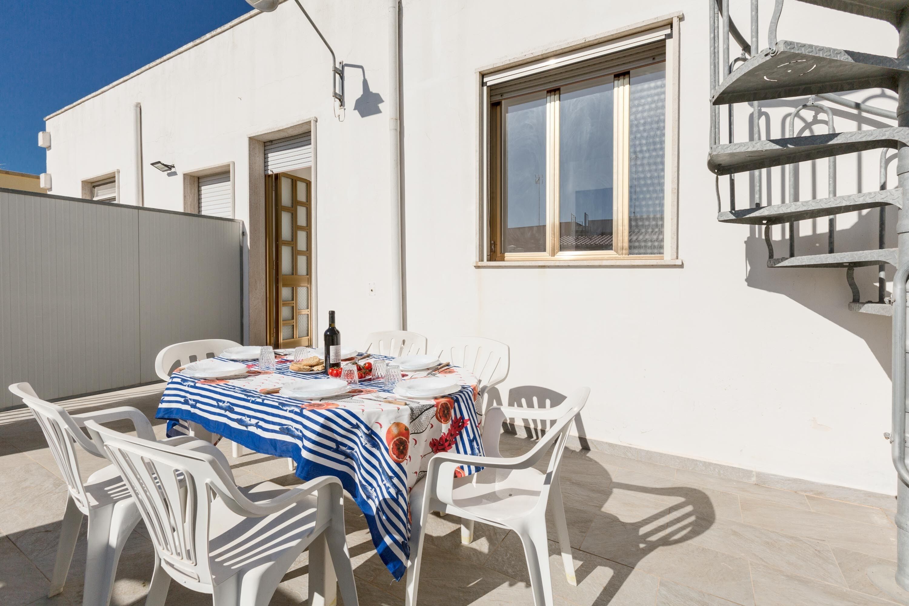 Apartment | Terrace/patio