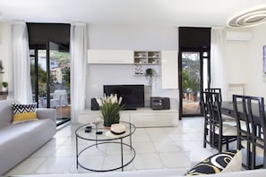 Apartamento, para fumantes | 2 quartos