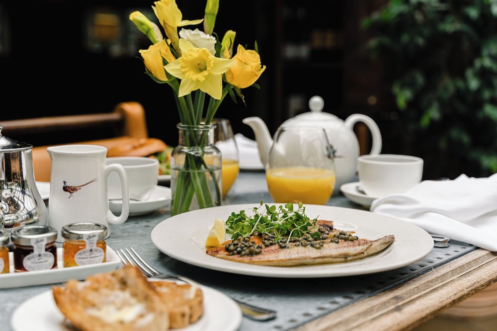 The Pheasant Hotel by null