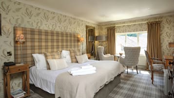 Minibar, individually decorated, individually furnished, desk