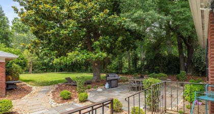 Luxury Large Stay - Family Home - Big Fenced Yard