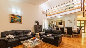 TV, videospill og bordtennis