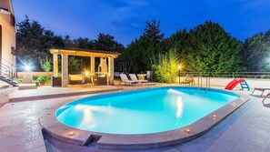 Beheizter Pool