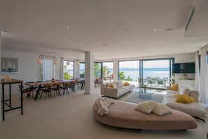 TV, videospill og fotballspill