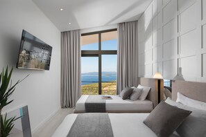5 bedrooms, iron/ironing board, WiFi, bed sheets - Luxury & Unique Villa Bevel House with sea view, family quiet area, stylish, bbq (Donja Banda)