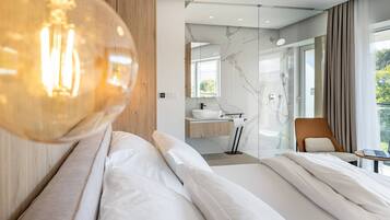 4 Schlafzimmer, Bügeleisen/Bügelbrett, WLAN, Bettwäsche