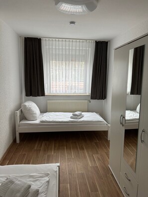 2 Schlafzimmer, Bügeleisen/Bügelbrett, WLAN, Bettwäsche