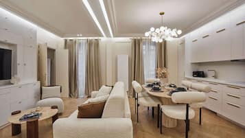 Televisión, oficina