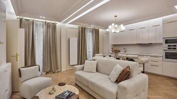 Televisión, oficina