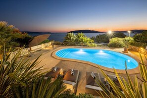 A heated pool - Exclusive Villa Paradise heated pool, near sea jacuzzi sauna gym family sea view (Okrug Donji)