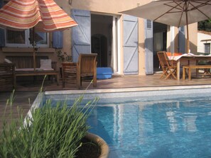 Pool - Villa,piscine Salle de Fitness.spa.superbe vue Mer.jardin.quartier Résidentiel (Toulon)