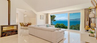 Villa Joy - 40m2 heated pool, 35 000 m2 of land, gym, family, quiet area stylish