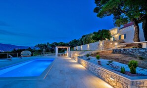 Beheizter Pool