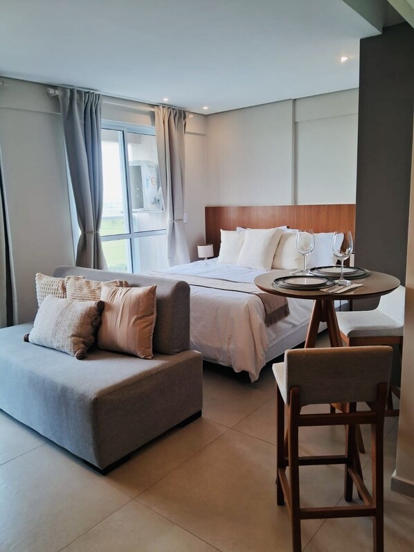 1 chambre, fer et planche à repasser, Wi-Fi gratuit, draps fournis