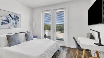 2 bedrooms, desk, iron/ironing board, free WiFi